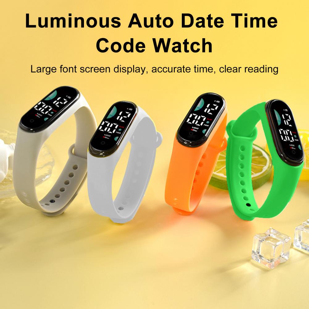 Kinderen kijken verjaardagscad - Smartwatch Touch recensie en prijs