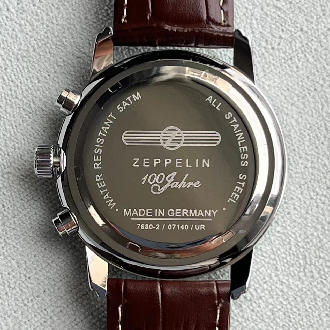 Nieuwe Zeppelin-serie automati - Smartwatch Touch recensie en prijs